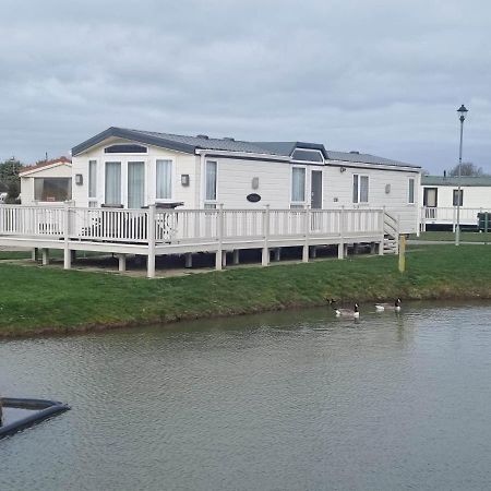 6 Berth Deluxe Ml7 On The Golden Palm Chapel Saint Leonards Exterior foto