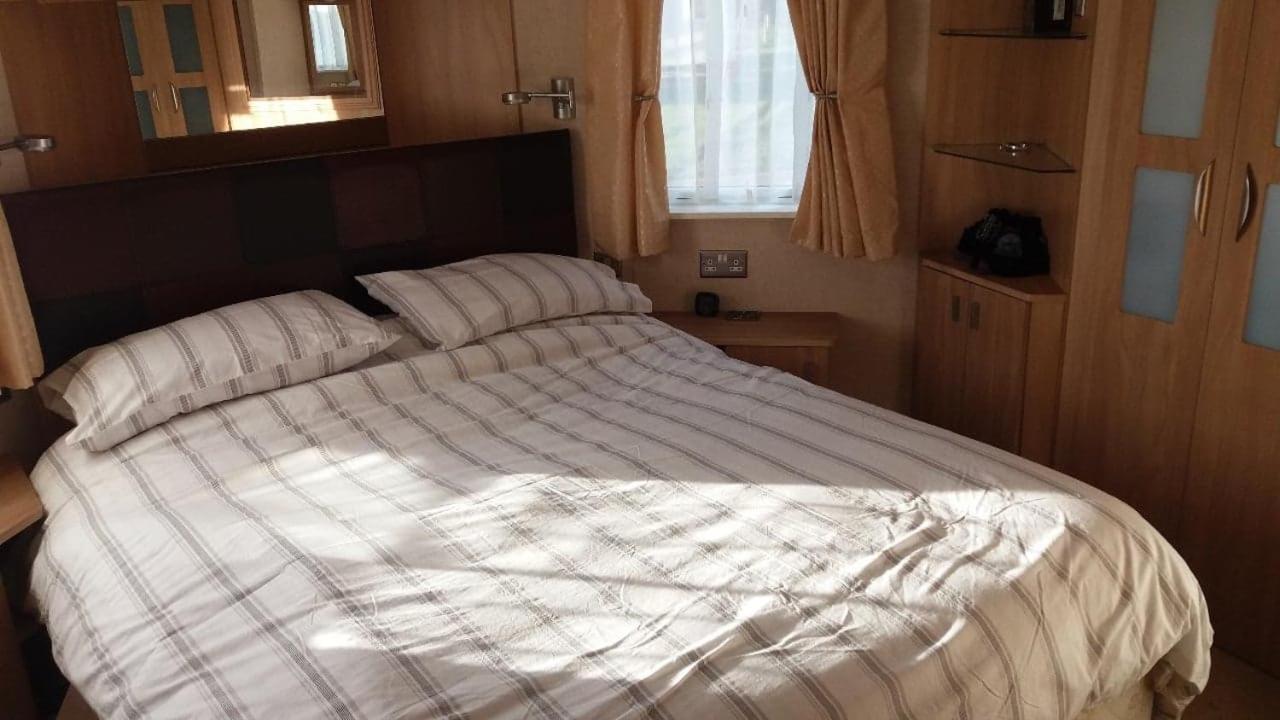 6 Berth Deluxe Ml7 On The Golden Palm Chapel Saint Leonards Exterior foto