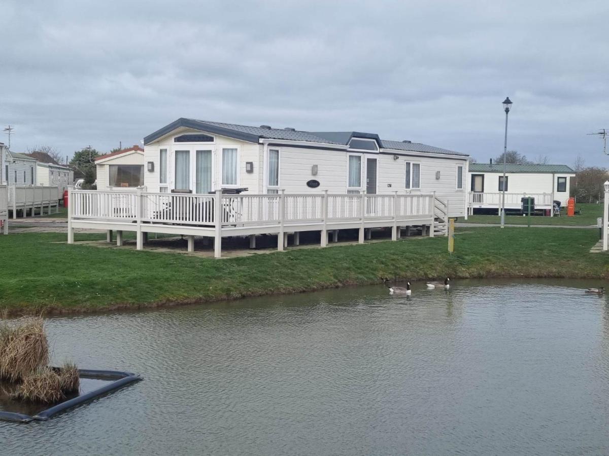 6 Berth Deluxe Ml7 On The Golden Palm Chapel Saint Leonards Exterior foto