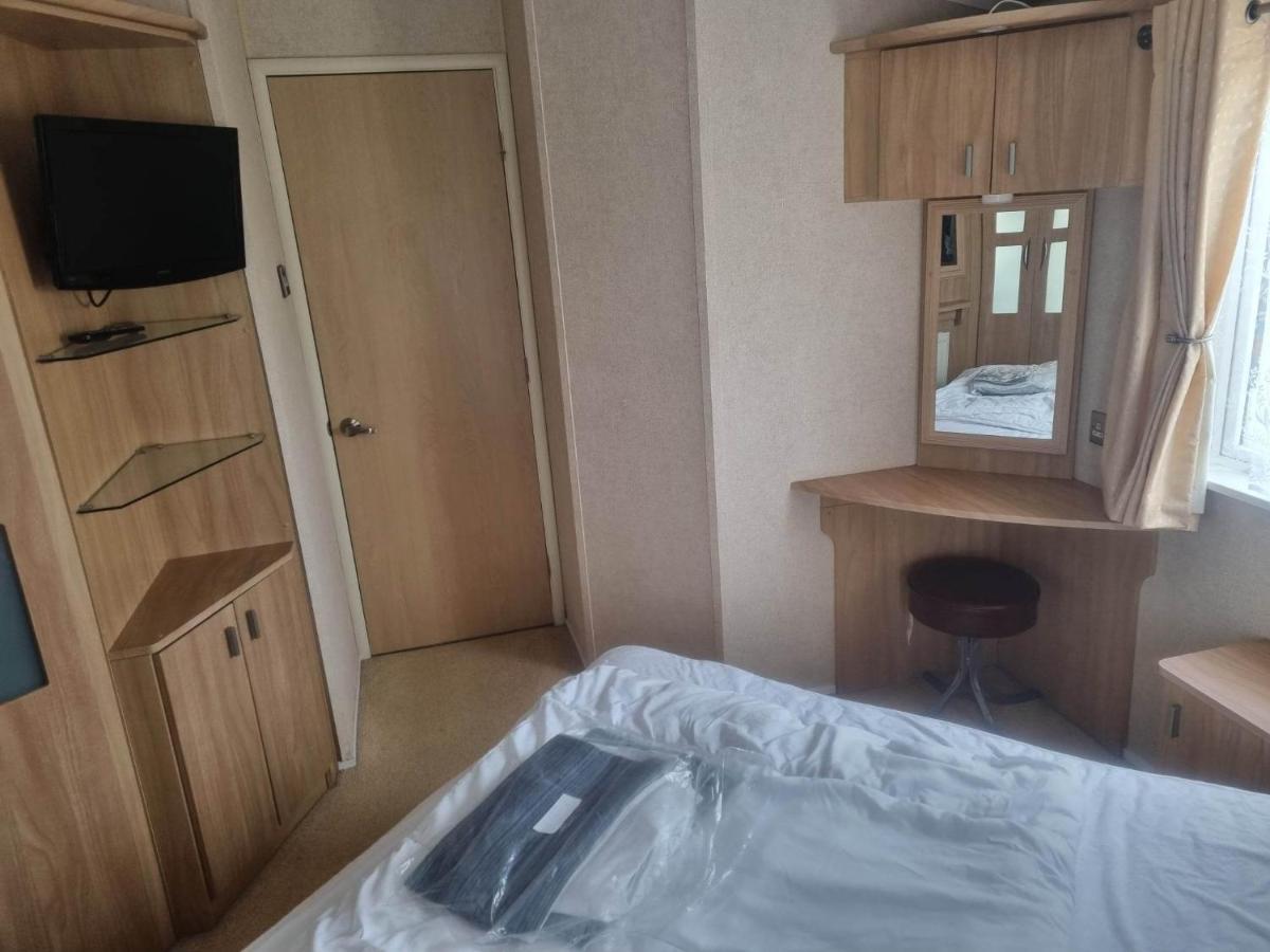 6 Berth Deluxe Ml7 On The Golden Palm Chapel Saint Leonards Exterior foto