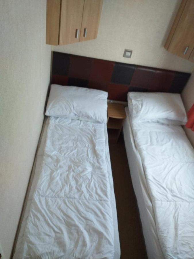 6 Berth Deluxe Ml7 On The Golden Palm Chapel Saint Leonards Exterior foto